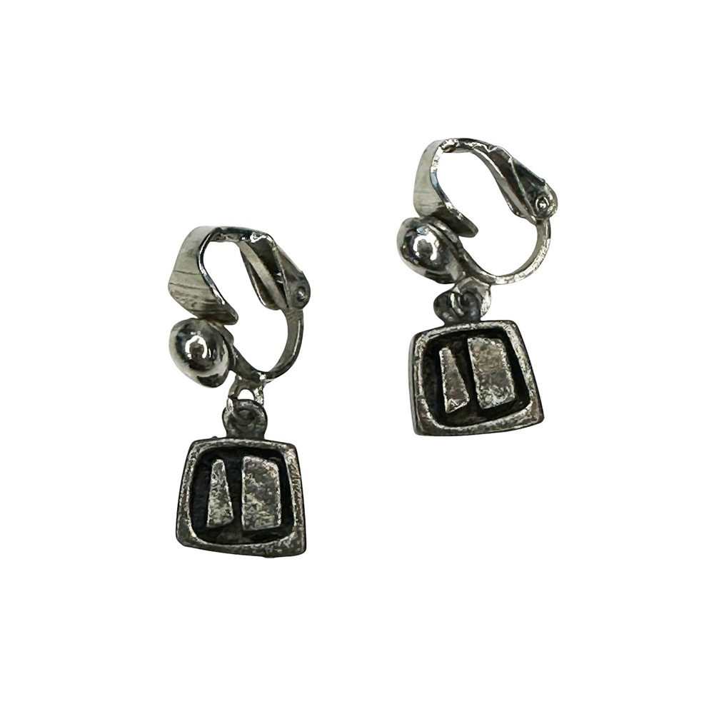 VINTAGE Modernest Geometric Clip-on Earrings • pewter / silver tone